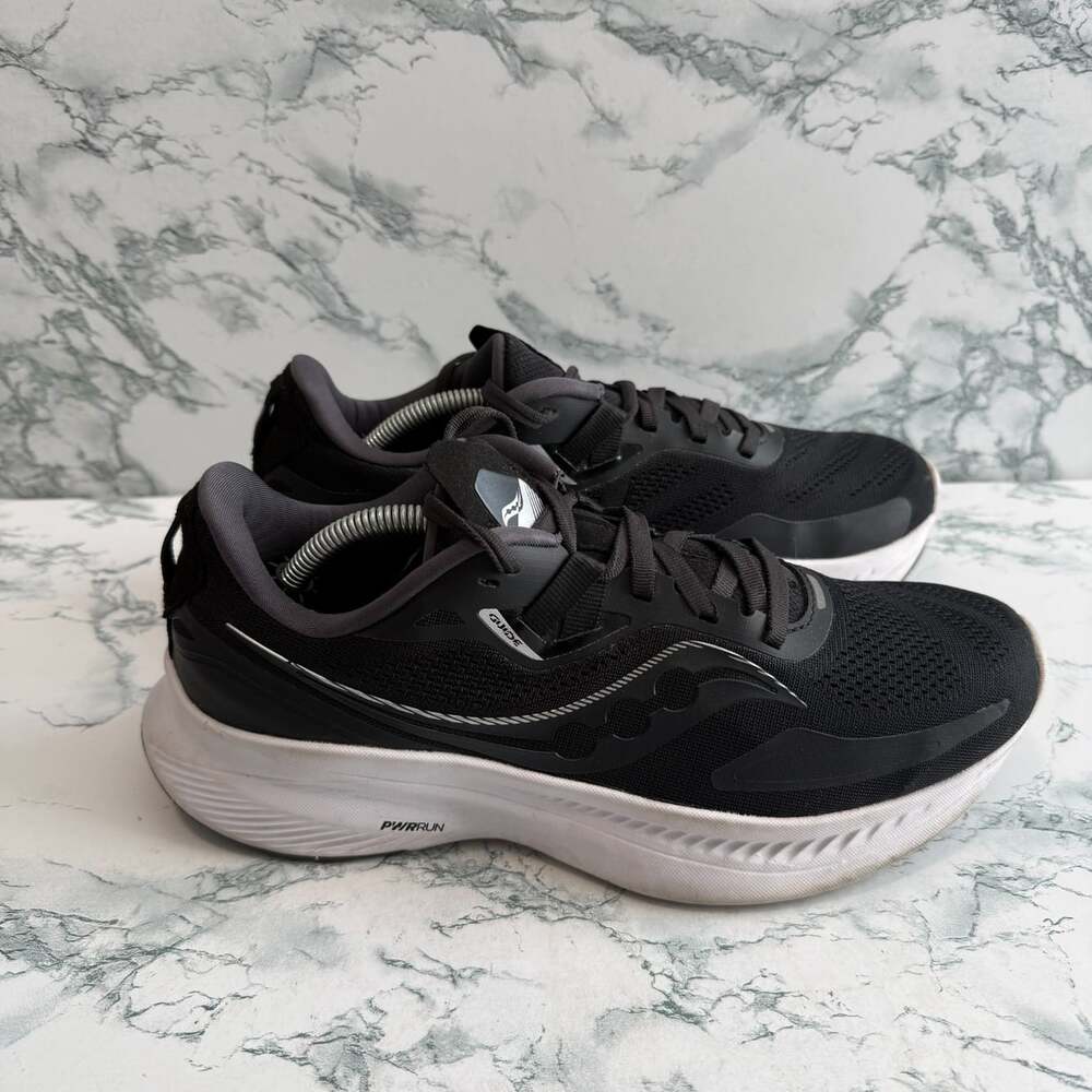 Saucony Women 8.5 Guide 15 Running Shoe Black White Sneaker Gel Foam Athletic